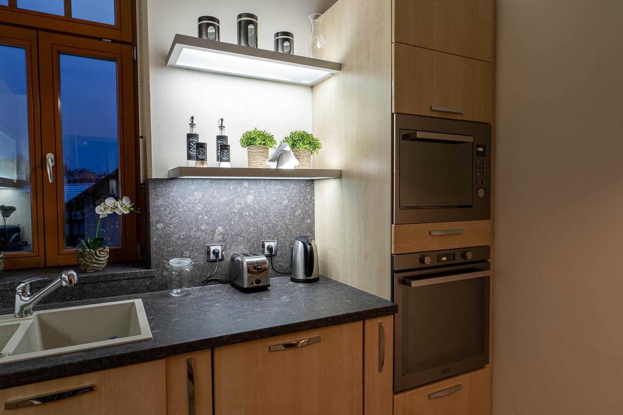 Executive 2-Bdrm Central Suite Ústí nad Labem Exterior foto